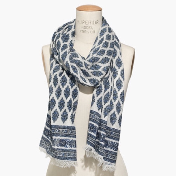 Madewell Diamond Floral Scarf