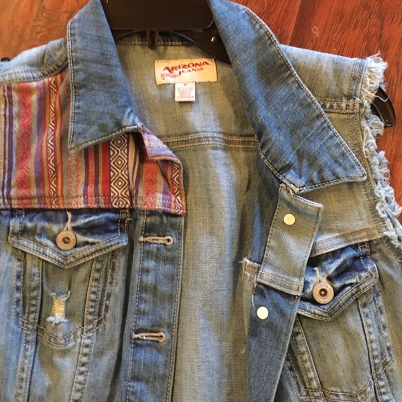 Vest - Picture 2 of 2