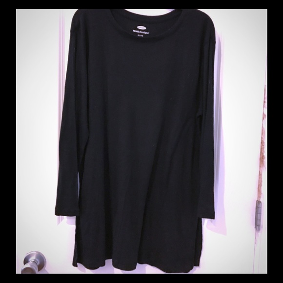 Tunic style long sleeved tshirt