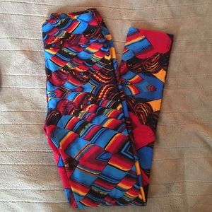 Lularoe Tween Leggings!