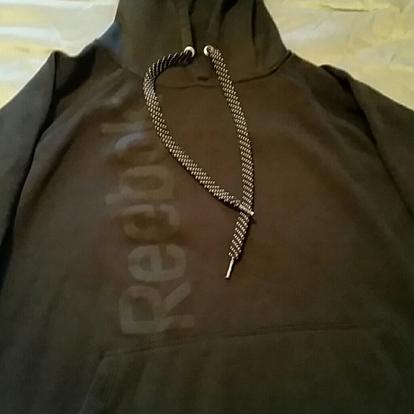 Sweatshirt - Picture 2 of 2