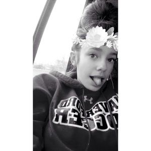 Meet your Posher, Ashley