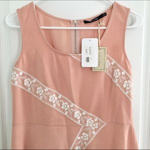 NWT blush dress with lace detail 💕