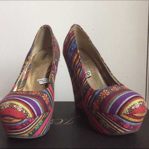Mossimo Patterned Wedges- Steve Madden Look Alike - Picture 1 of 3