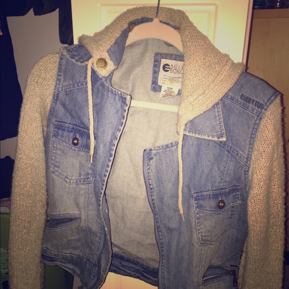 Billabong jean jacket with hood!