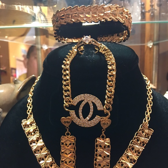 Fashion jewelry