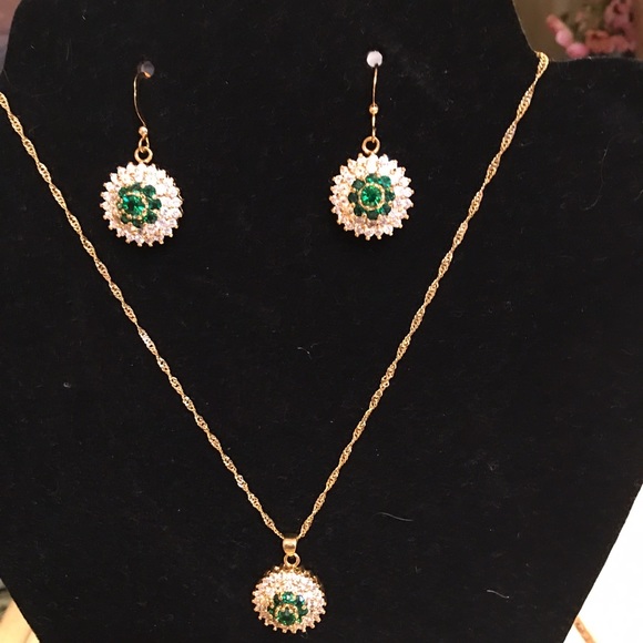 Jewelry set - Picture 2 of 4