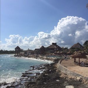 Meet your Posher, Grayson