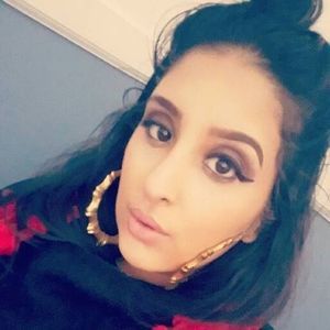 Meet your Posher, Sabrina