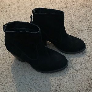 Steve Madden booties