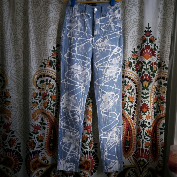 High waist paint splatter jeans