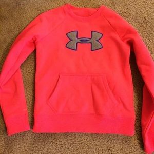 Under armour sweatshirt