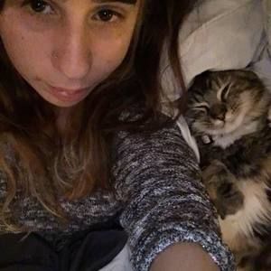 Meet your Posher, Sara