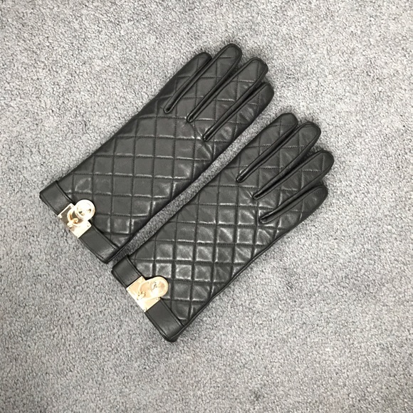 Michael Kors Leather Quilted Gloves