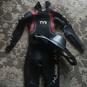 TYR Medium Hurricane category 5 Tri Suit (womens)