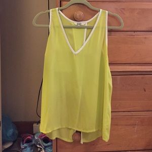 BB Dakota yellow tank - never been worn