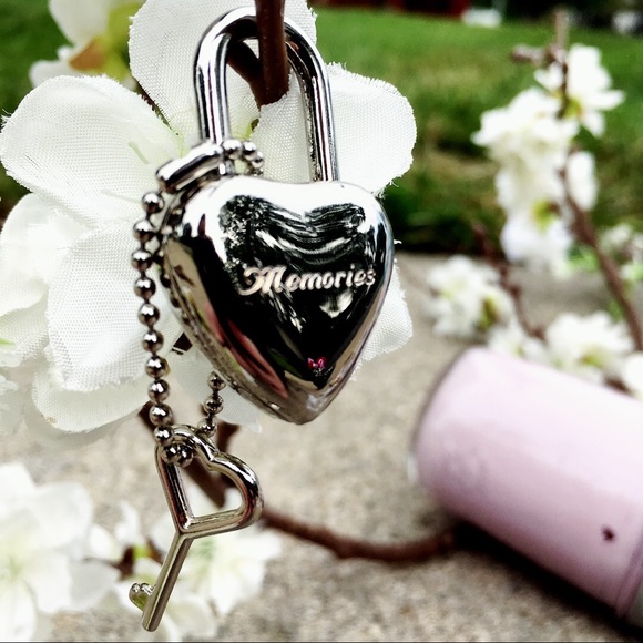 Time Capsule_Keepsake box_Treasure Chest - Picture 3 of 8