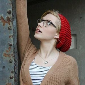 Meet your Posher, Hannah