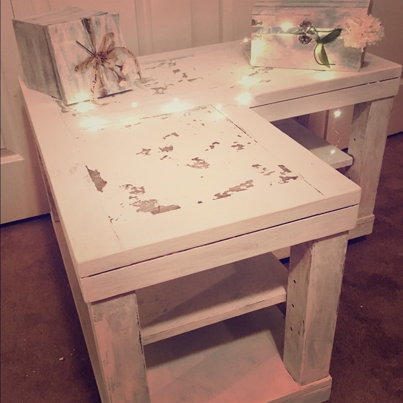 Chippy look_Chalk Painted Table_Custom Upcycle - Picture 3 of 3