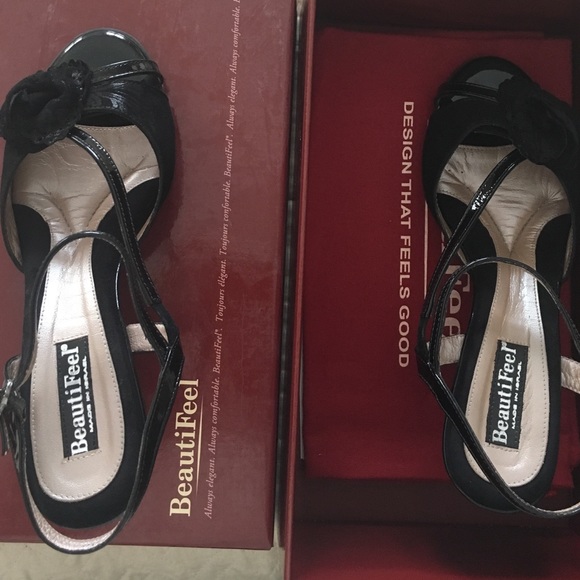 Dress shoes