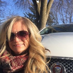 Meet your Posher, Kim