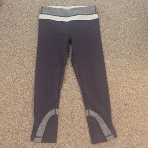 Lululemon athletica run inspire crops- grey