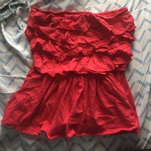 Ruffle strapless top