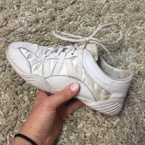 Nfinity Evolution Cheer Shoes