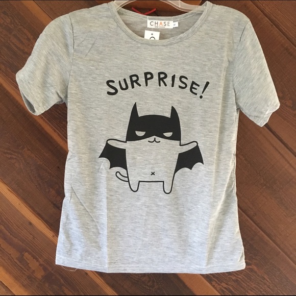 🚫SOLD🚫 NEW Grey batman graphic tee
