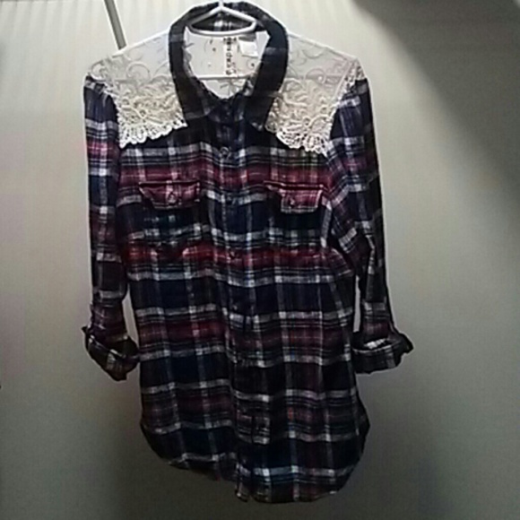 EUC crochet and lace flannel buton down top