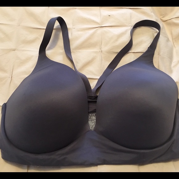 Victoria's Secret Easy Plunge Bra