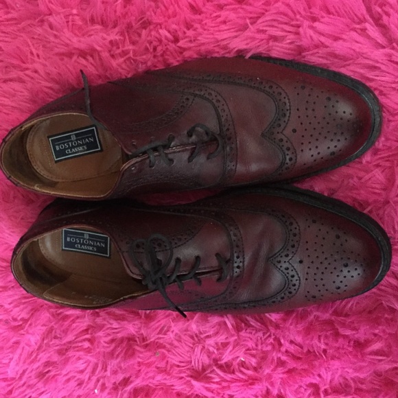 Likes New Bostonian Men shoes