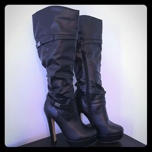 Black High Heel Slouchy Boots Size 7.5