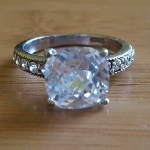 Cubic Zirconia Silver Ring Size 7 1/4