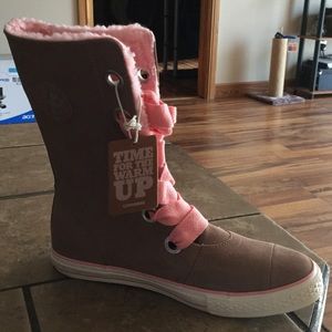 Converse brown suede boots