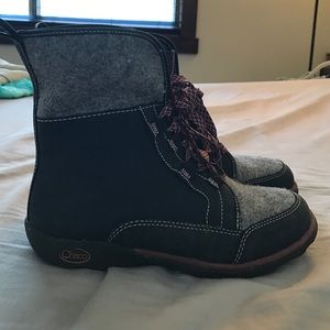 Size 7.5 Chaco winter boots