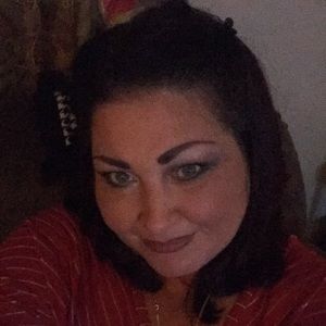 Meet your Posher, Tina