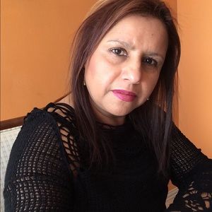 Meet your Posher, Olivia