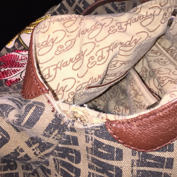 Authentic Ed Hardy bag - Picture 4 of 4