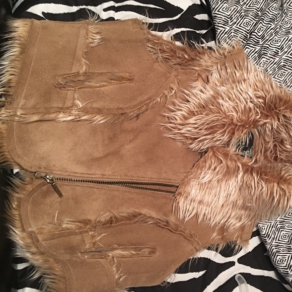 Tan Fur interior vest !!!
