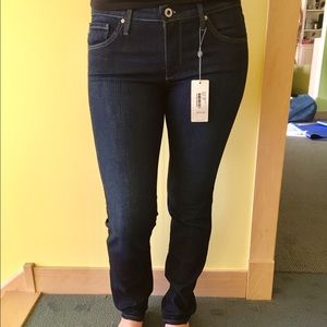 *NWT* Adriano Goldschmied Skinny Jeans
