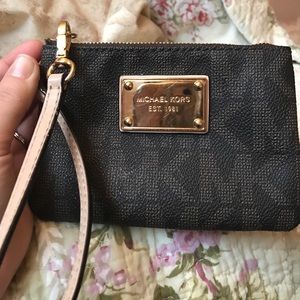 Michael Kors wristlet