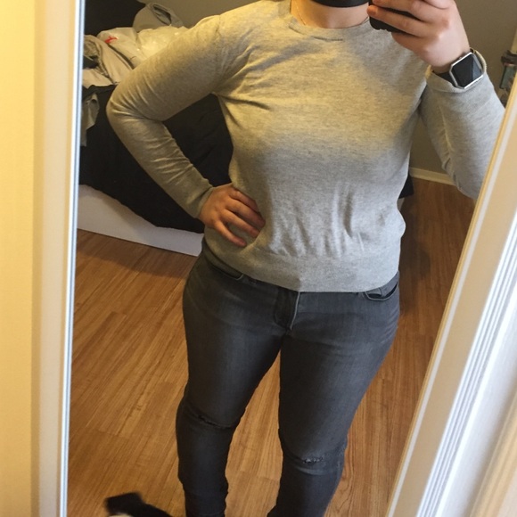 Long sleeve Banana Republic grey sweater - Picture 1 of 3