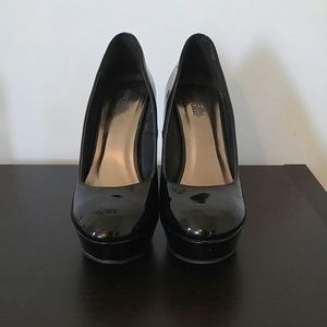 Women's Black High Heels Size 7.5