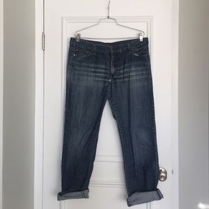 A Pair of Levi's Mid Rise Straight 552 Jeans