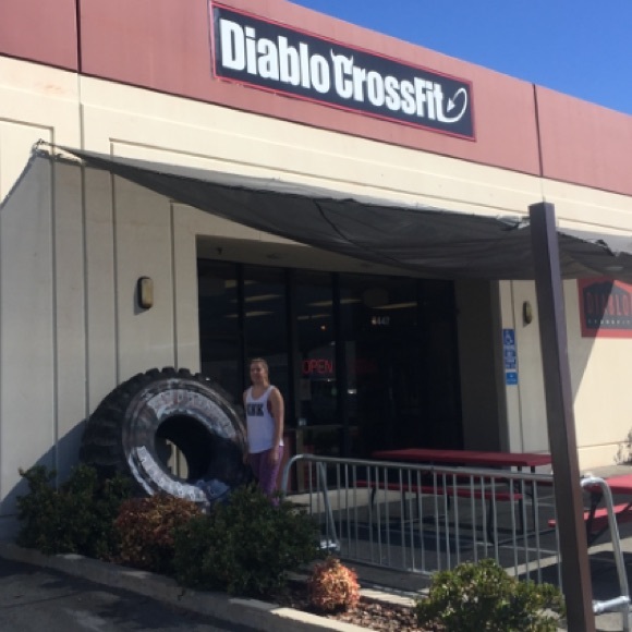 Meet your Posher, Jessica - Picture 4 of 4