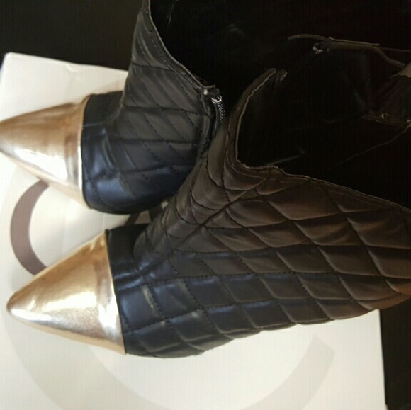 Bootie heels inner zip