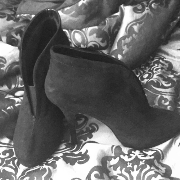 Apt. 9 kohls branded ankle heels