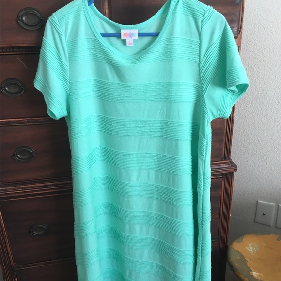 Small LulaRoe Minty Textured Carly