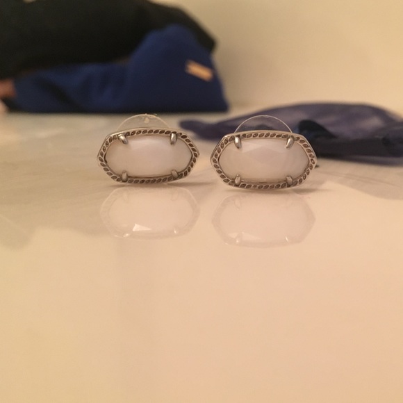 sold - Picture 2 of 2